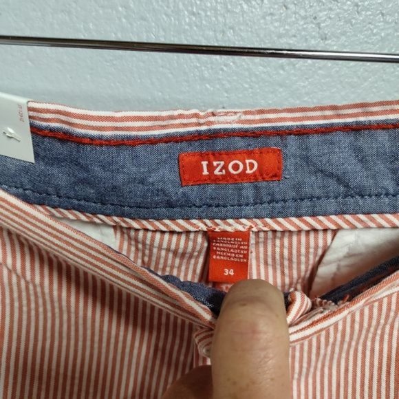 Men's red/white seersucker striped IZOD shorts size 34 - Picture 2 of 5